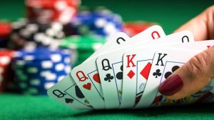 Manfaat Perjudian Poker Online Bagi Masyarakat